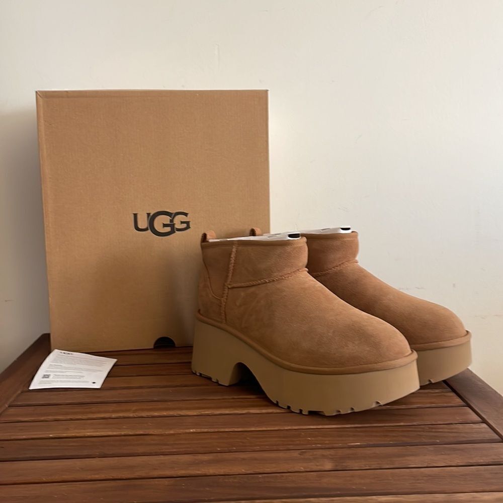 UGG Classic Ultra Mini New Heights Boots Chestnut USA Women Size 10/UK 8/EU 41